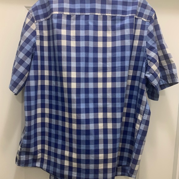 Short Sleeve checkered button down shirt XL in size - Picture 2 of 4